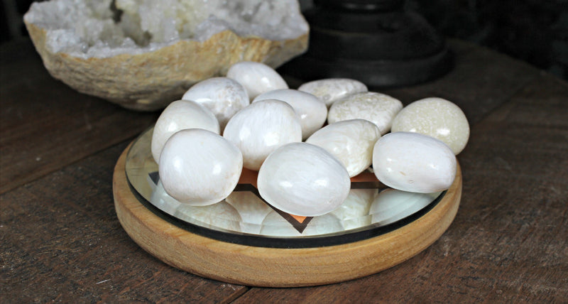 Tumbled Scolecite for calm, sleep and communication