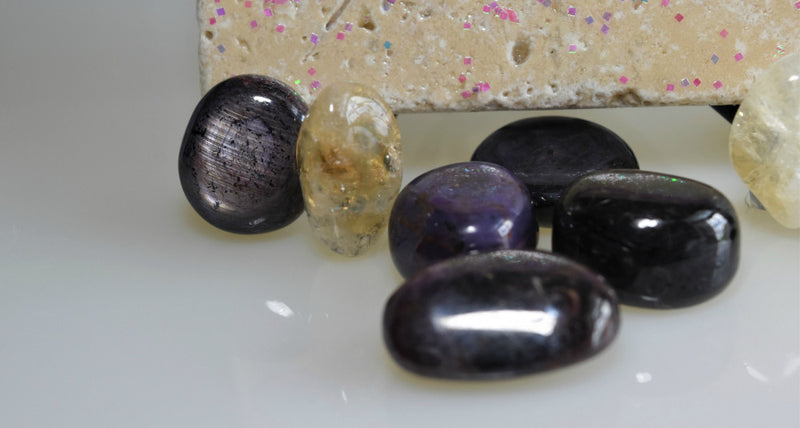 Tumbled Star Sapphire for Angelic healing, focus and calming; FB1150