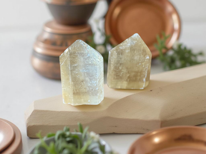 Golden / Honey Calcite Generator Point (Tower) FB1115 🌼