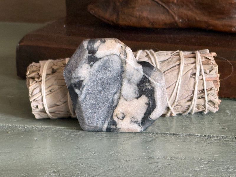Crysanthemum Stone Unique Heart FB2932 🦜
