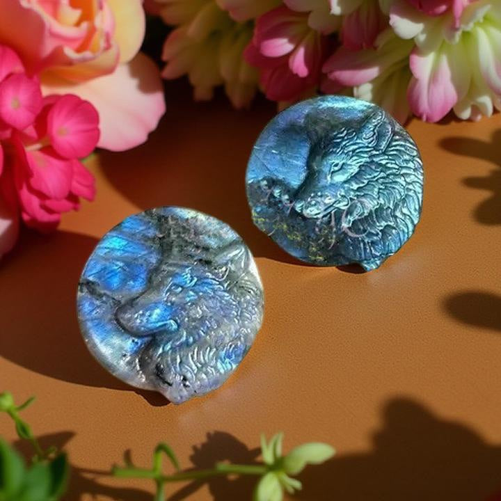 Labradorite Wolf Animal Totem / Spirit Disc Carving FB3318 🐺