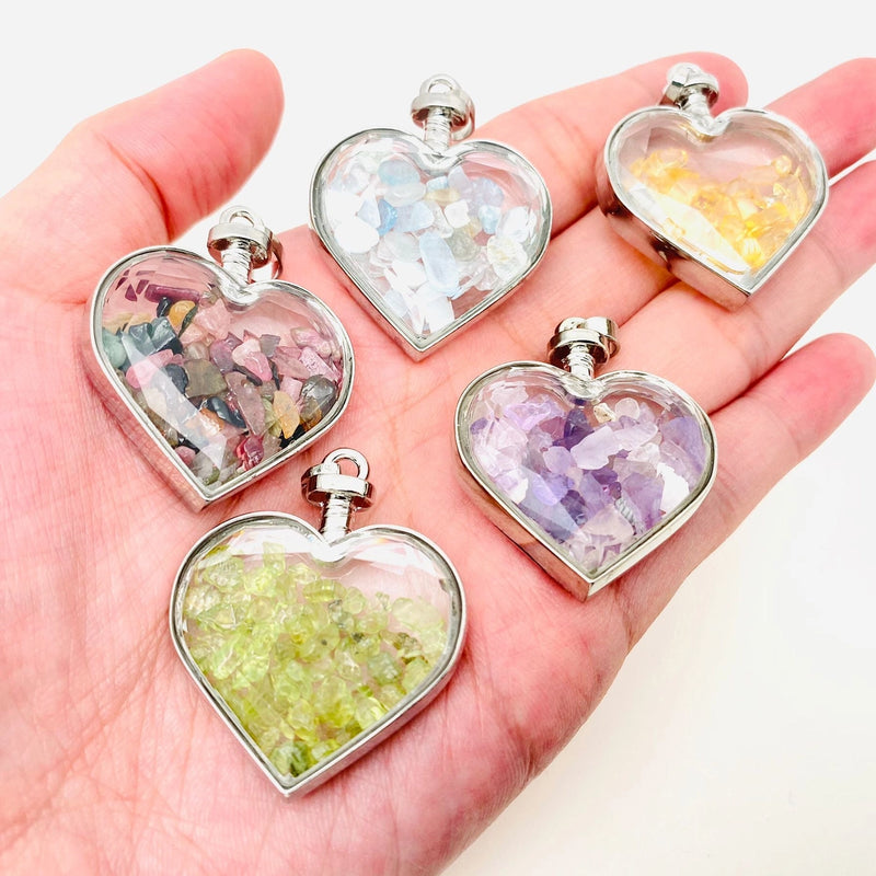 Faceted Heart Pendant filled with Assorted Gemstones with Drawstring Pouch FB2990 🌸
