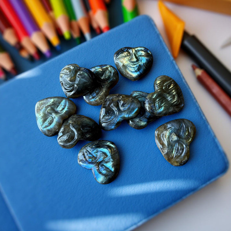 Labradorite Heart with Smiling Face, Flash! FB2965