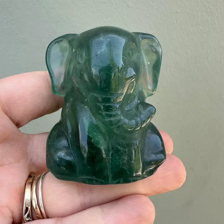 Green Fluorite Sitting Elephant FB2003 🐘