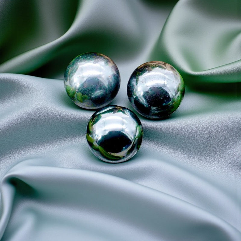 Hematite Sphere, grounding energy FB2172 🐘🦢🐘