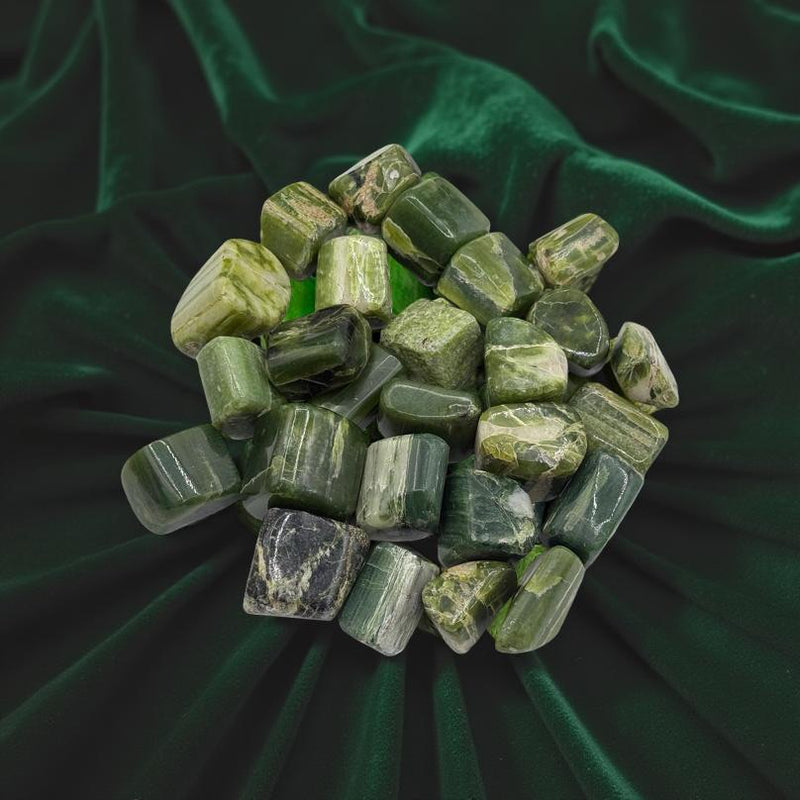 Tumbled Tremolite, strength, resilience, peace FB1957 🎈