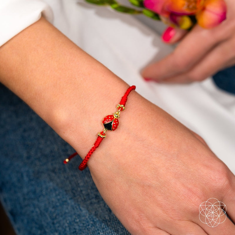 Lucky Ladybug - Four-Strand Red String Bracelet 🧚‍♀️CI537