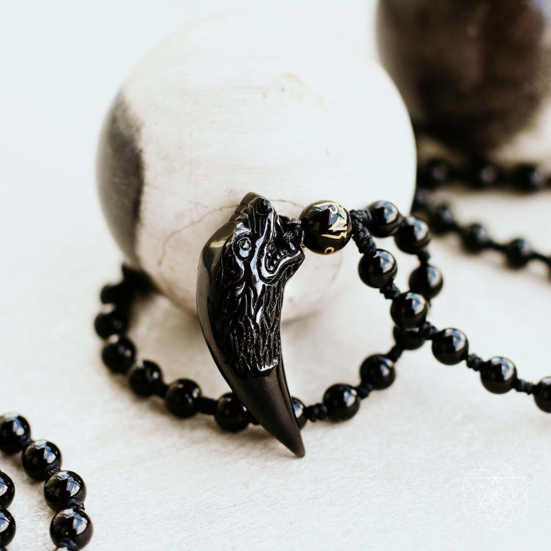 The Obsidian Wolf Pendant 🐺 CI55cx
