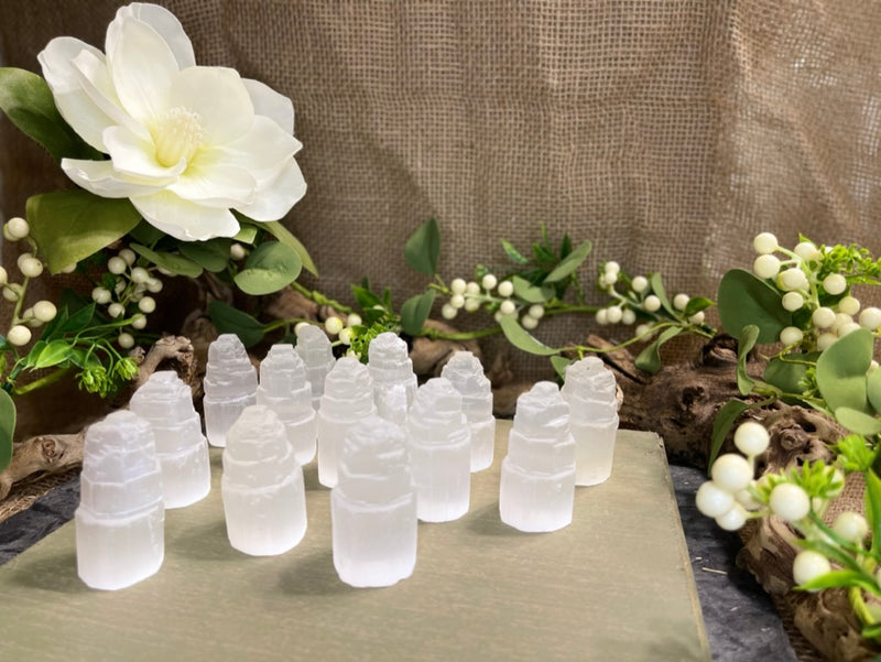 Selenite Tower for positive energy FB3285