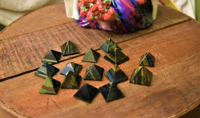 Blue Tiger Eye Pyramids: FB1535