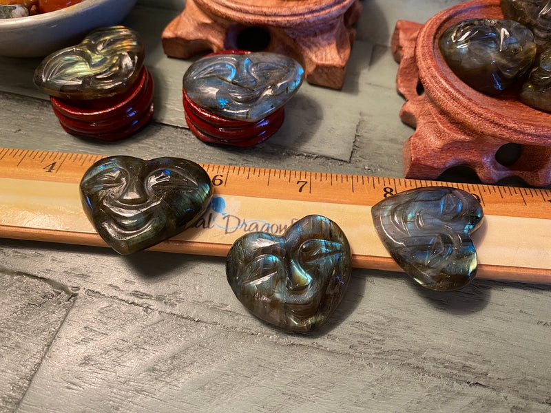 Labradorite Heart with Smiling Face, flash FB2965