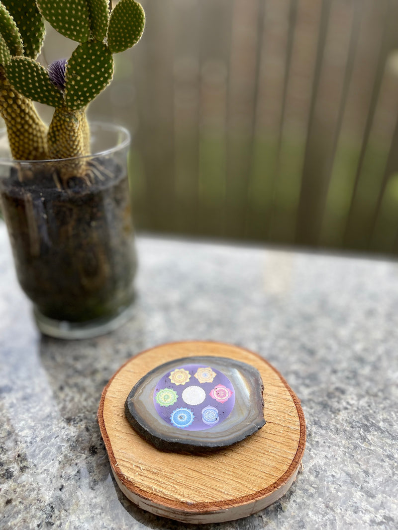 Chakra Symbols Polished Agate Slice / Slab with Tealight Slabe Holder FB1285