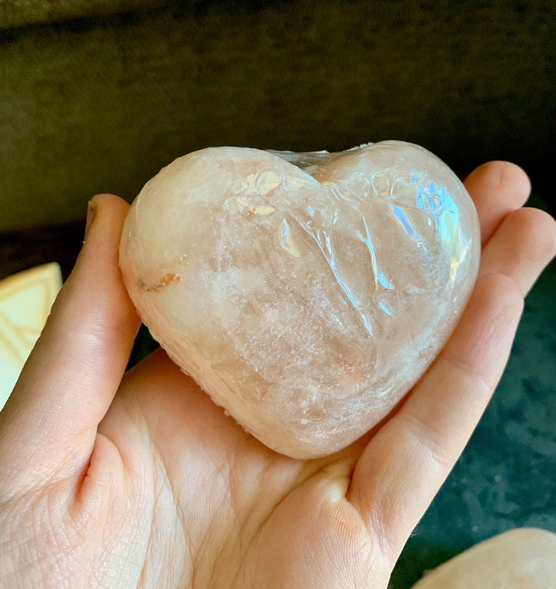 Himalayan Salt Hearts; FB1034
