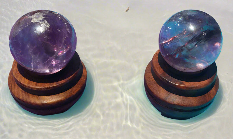 Shisham Wood Stand - Lovely, interesting wood stand for your Spheres 🌳